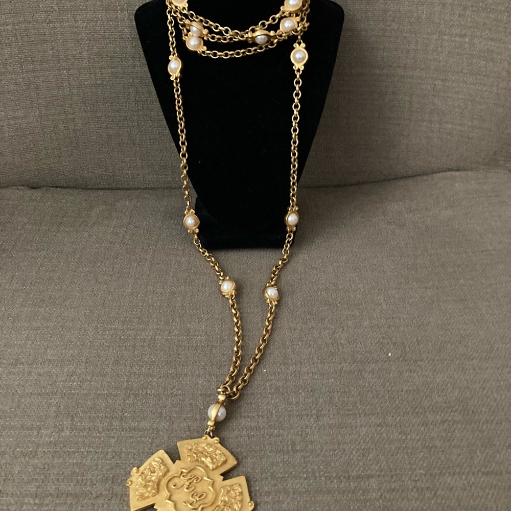 Karl lagerfeld croix de gurerre checker and necklace.